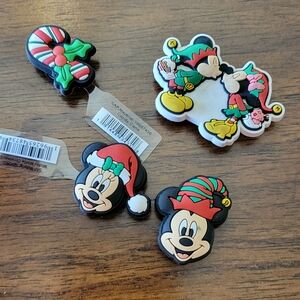 Crocs jibbitz disney Mickey mouse and Minnie mouse